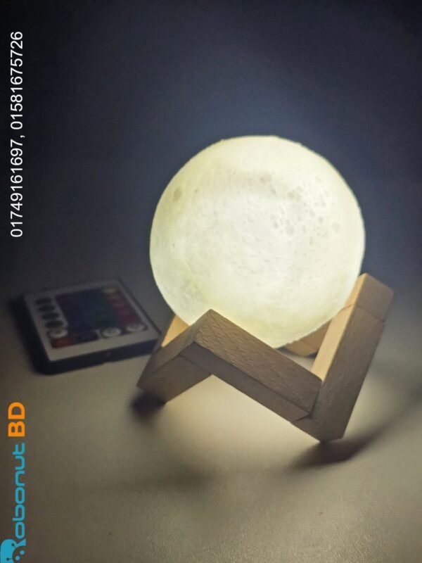 Rechargeable 3D Moon Lamp With Remote 8cm - Image 4